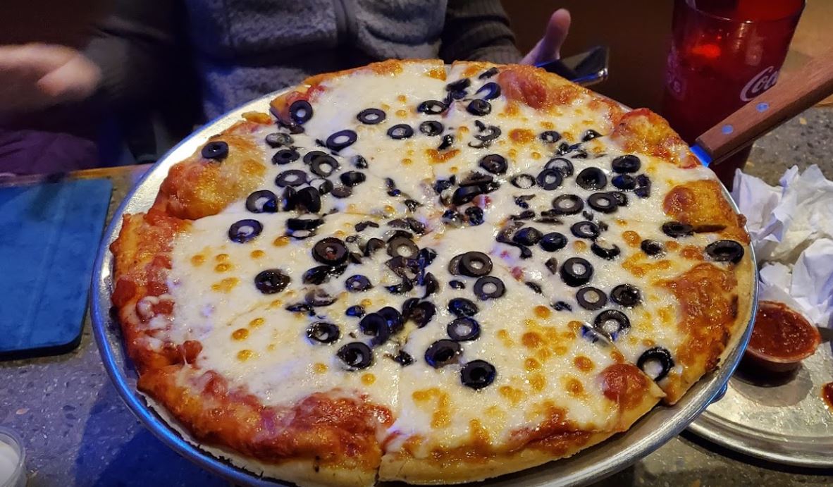 Gusanos Chicago Style Pizzeria Texarkana